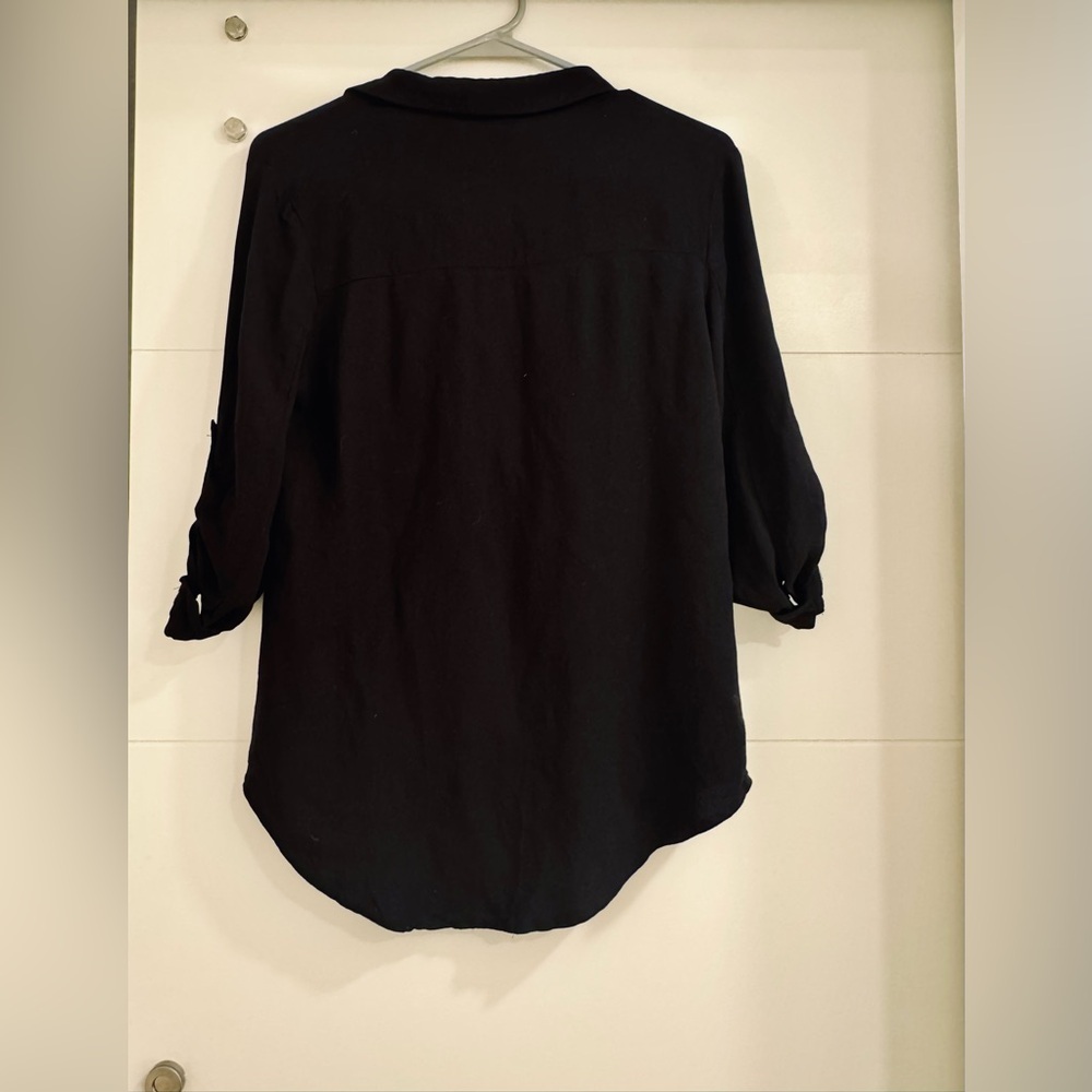 Bobi Light Weight Jersey Button Up in Black. Size XS. New Without Tags. - Picture 6 of 7